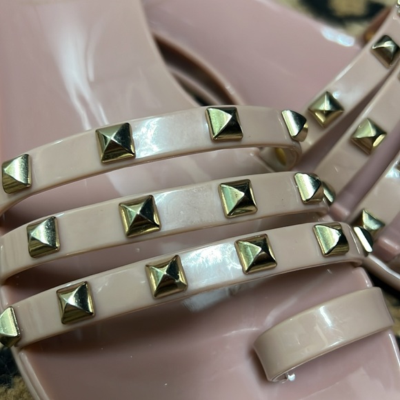 Vince Camuto Blush Jelly Sandals with gold studs - Picture 2 of 3